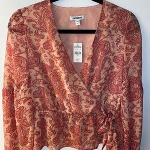 Express long sleeve floral top